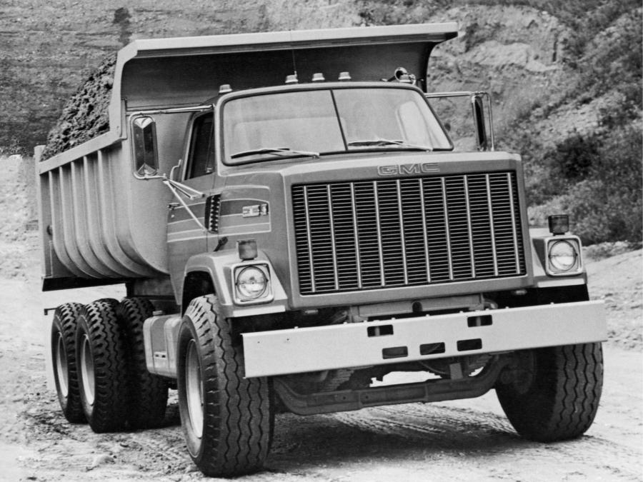  GMC Brigadier Dump Truck 1978 года  (фото 2 из 2)